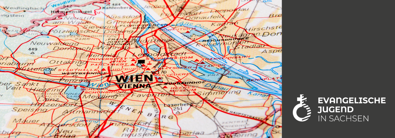Layout: Canva Logo: Landesjugendpfarramt Titelbild der Veranstaltung Ehrenamtlichenreise